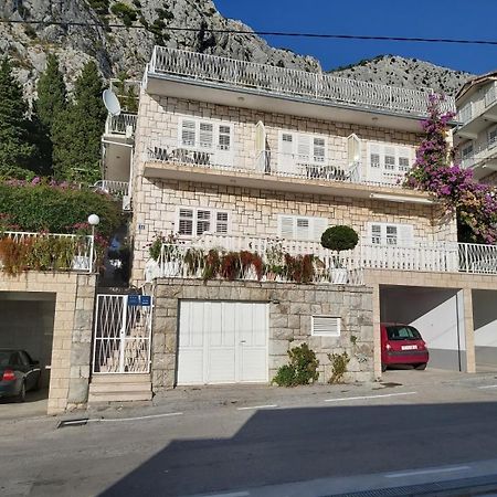 Apartment In Omis With Sea View, Balcony, Air Conditioning, Wi-Fi Exterior photo